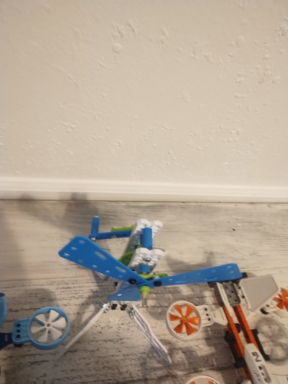 HEXBUG Vex Robotics Rescue Division Explorer Build-able Robotic Set lot  6 - Picture 7 of 16